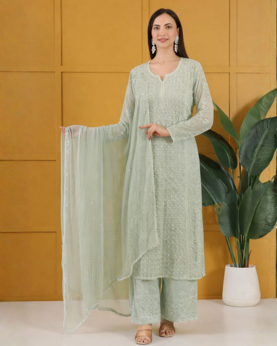 Roshan -e- Shimmer Chikankari Ensemble