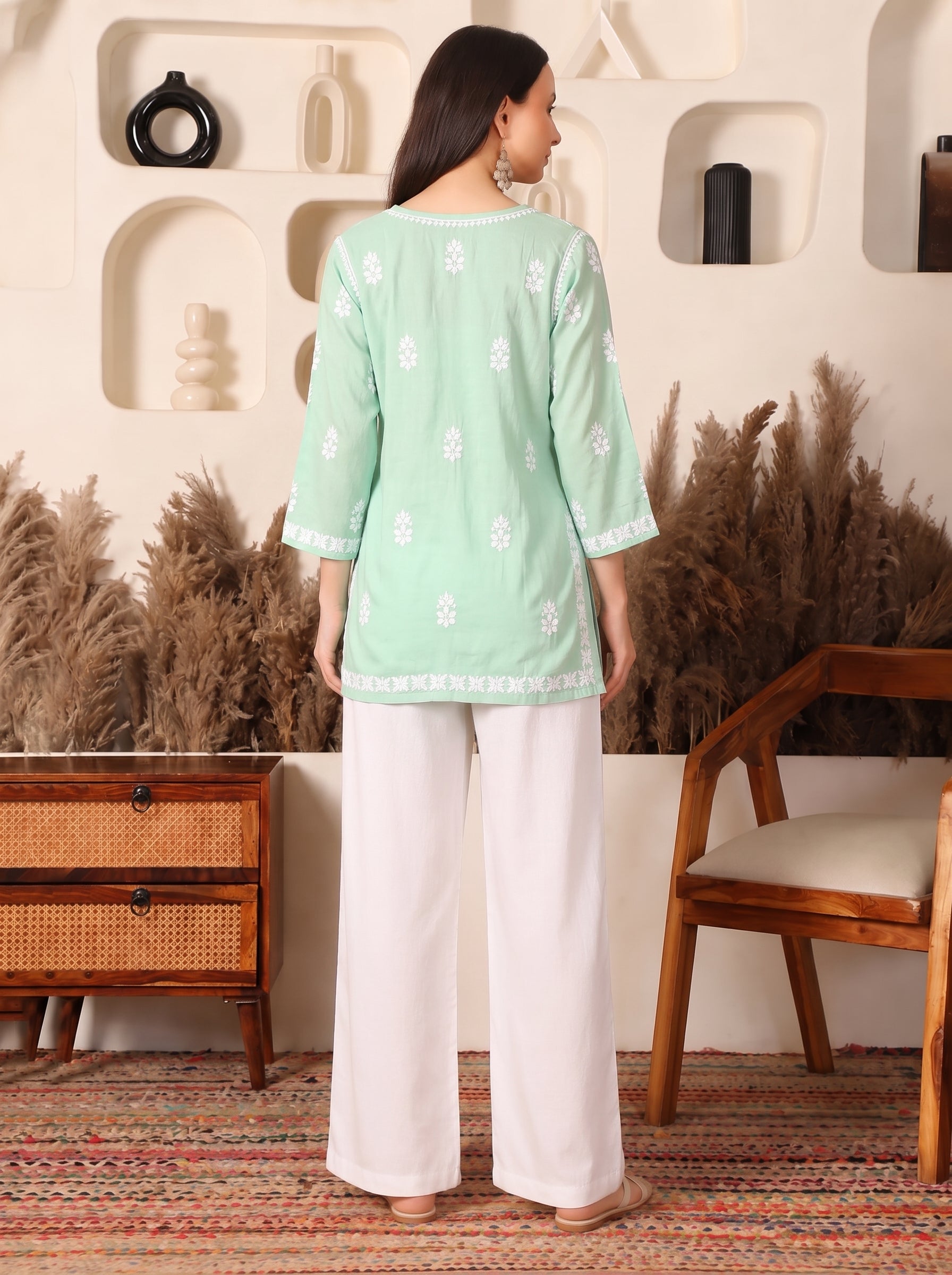 Ghaara Modal Mint Chikankari Kurta