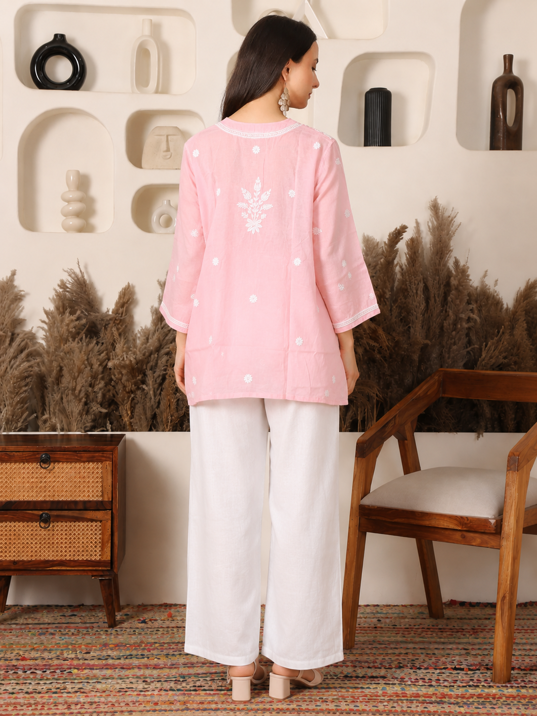 Nayra Mandarin Light Peach Top