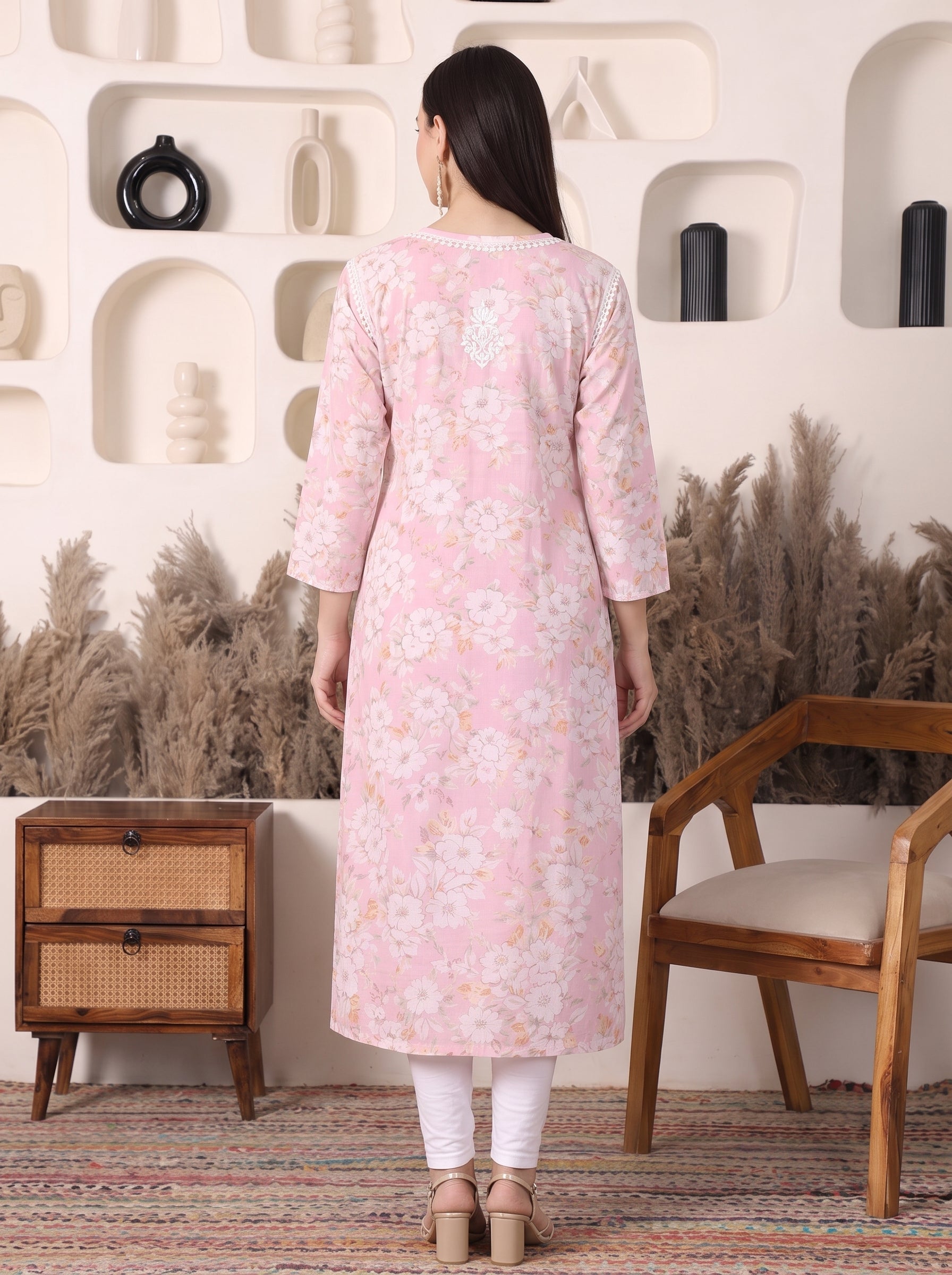Gulbahaar Cotton Pink Chikankari Kurta