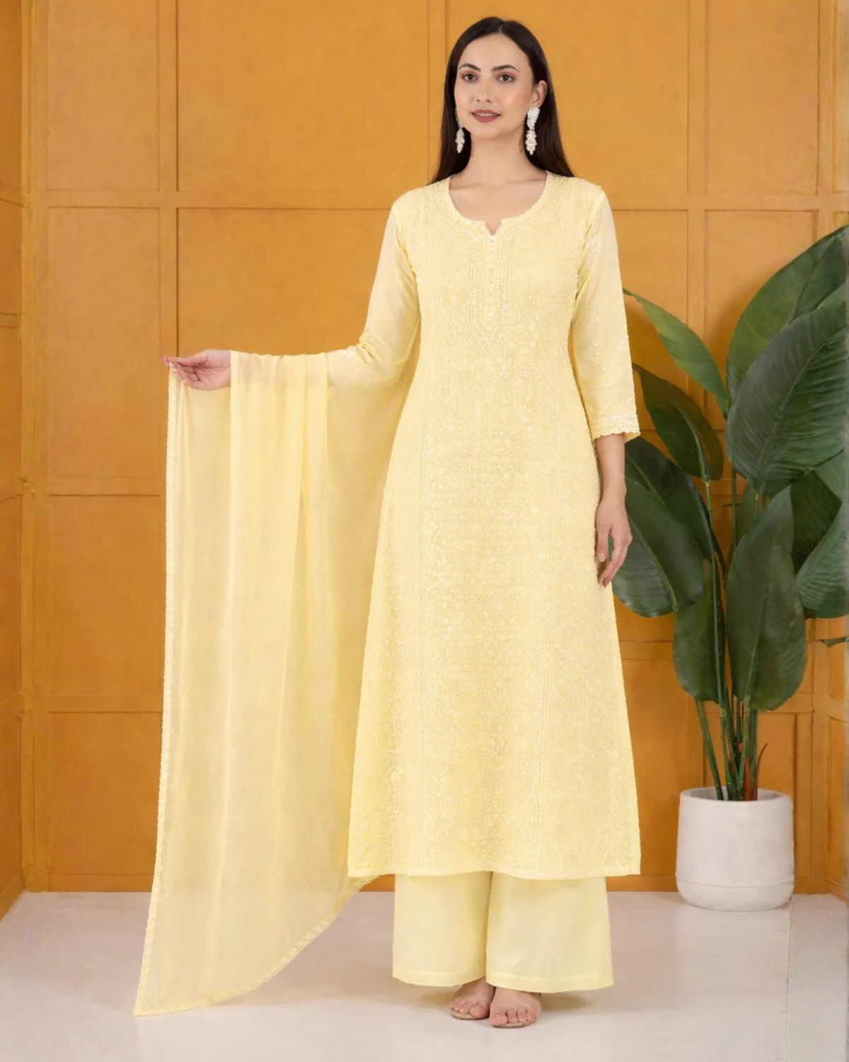 Nazaakat Shimmer Chikankari Ensemble